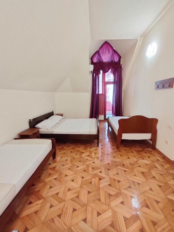 Batumi Sun Hostel Extérieur photo