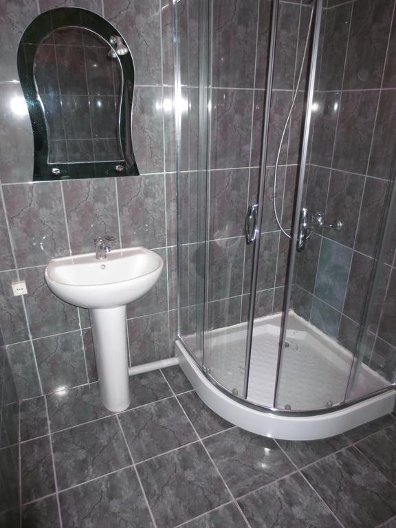 Batumi Sun Hostel Chambre photo